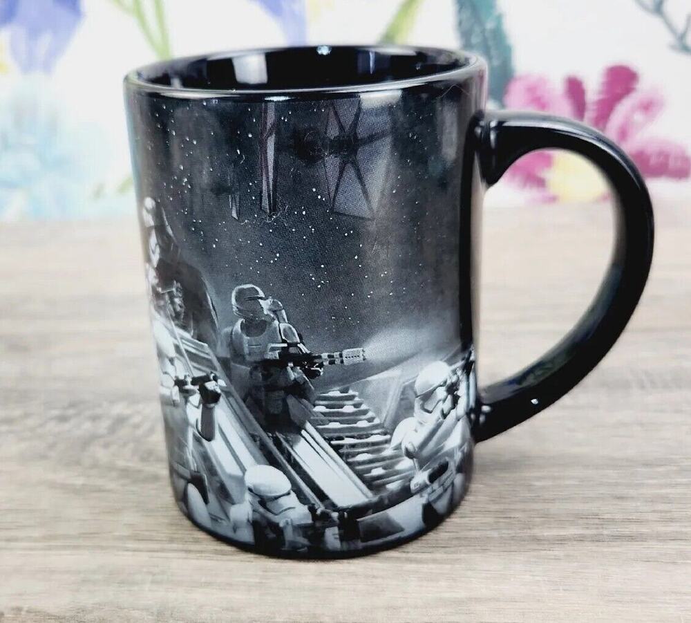 Jerry Leigh Star Wars Force Awakens 15 Oz Coffe Mug Cup Kylo Ren Rey Poe Finn